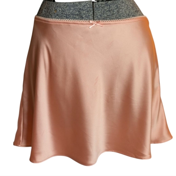 Sassy & Sweet Wild Fable Slip Skirt Perfect for Your Hot Girl Summer (Or Fall!) - Picture 3 of 10